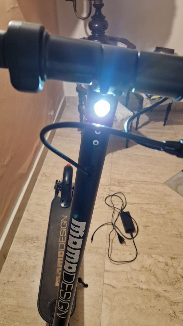 Monopattino elettrico Momo Design Monaco 85