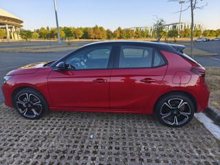 OPEL CORSA GS 2024