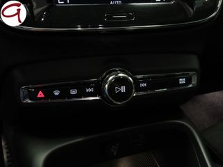 Volvo XC40 D3 R-Design Auto 110 kW (150 CV)