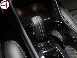 Volvo XC40 D3 R-Design Auto 110 kW (150 CV)