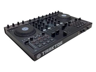 controller traktor kontrol s4
