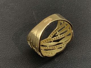 anillo oro 18k con piedra con circonita