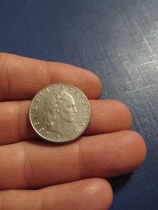 Coin moneta italiana 50 lire 1975
