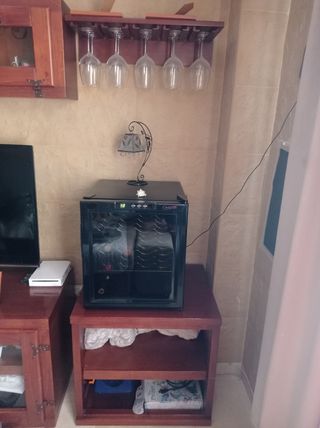 Vinoteca 12 botellas+mueble+copas
