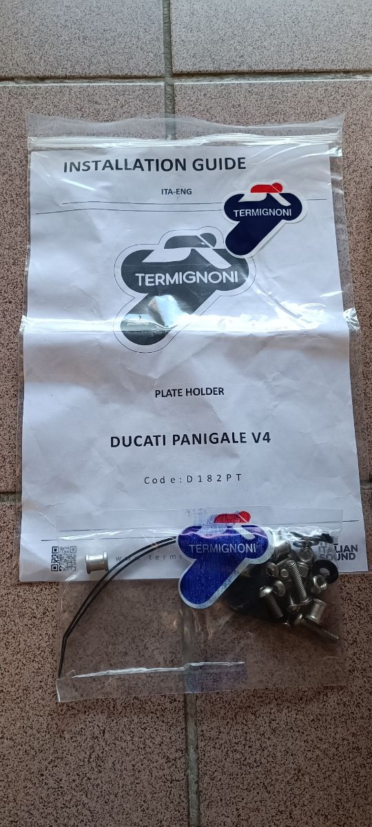 Portatarga Ducati V4 Termignoni Carbonio