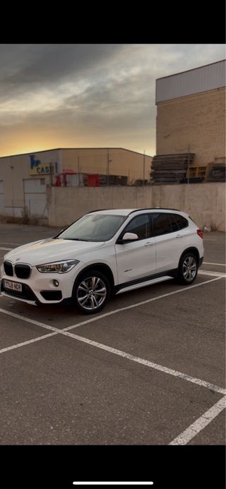BMW X1 2018 sport line 
