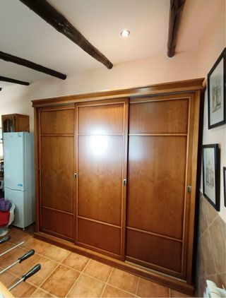 Armario madera 3 puertas correderas