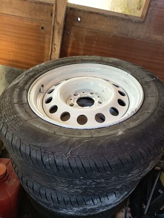Llantas BMW 15" blancas steelies
