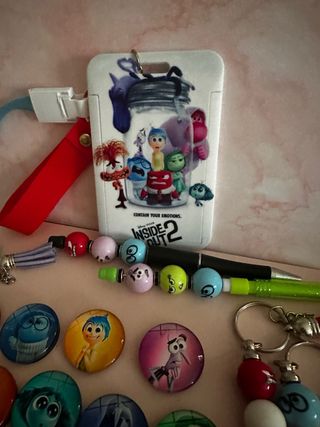 Lote Inside Out 2: Llavero, Bolígrafos