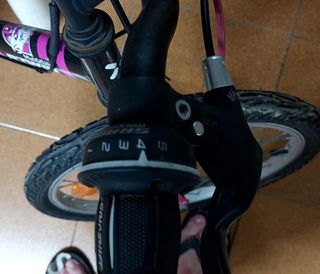 Bicicleta B'Twin 20" 6v