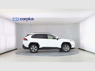 Toyota Rav4 2.5l 220H Advance