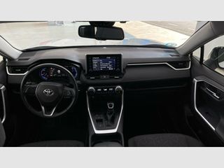 Toyota Rav4 2.5l 220H Advance