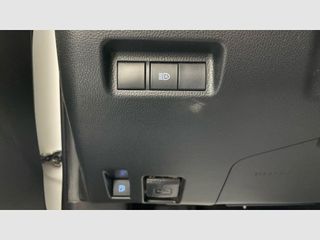 Toyota Rav4 2.5l 220H Advance