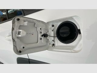 Toyota Rav4 2.5l 220H Advance