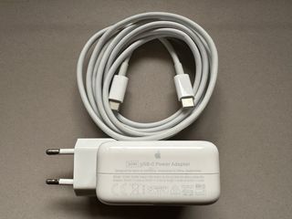 Cargador Apple MacBook Air M1
M2 30W