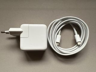 Cargador Apple MacBook Air M1
M2 30W