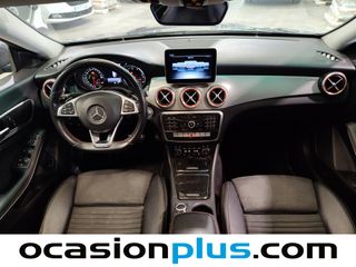 Mercedes-Benz CLA 180 90 kW (122 CV)