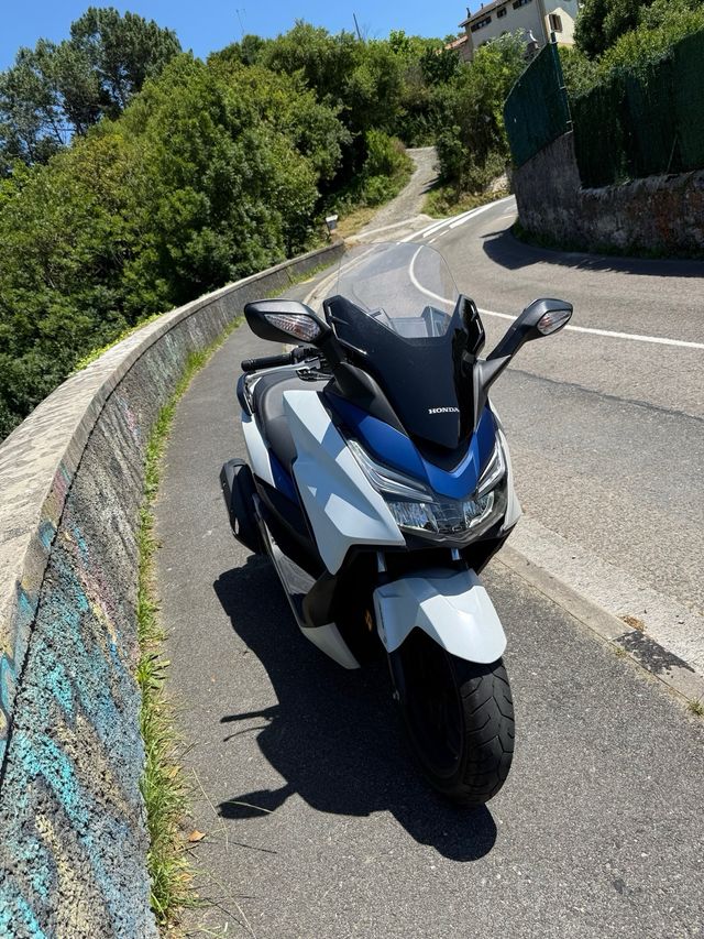 Honda Forza 2018- Scooter 125cc