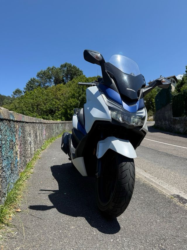 Honda Forza 2018- Scooter 125cc