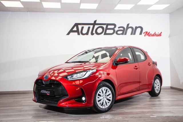 TOYOTA Yaris 1.5 120H Business Plus