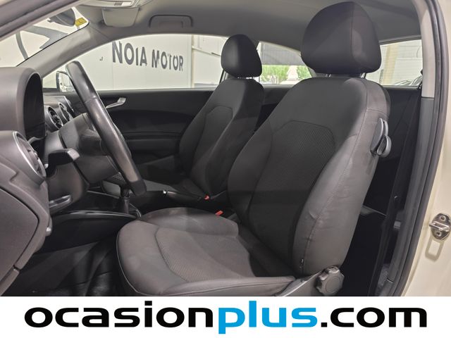 Audi A1 Attraction 1.6 TDI 66 kW (90 CV)