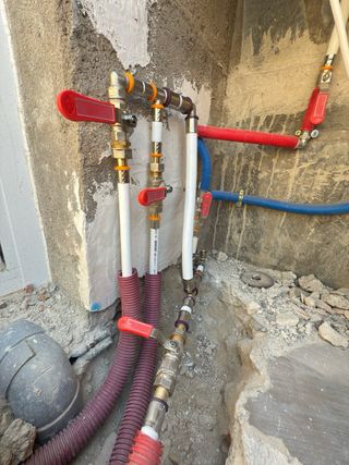 Instalaciones eléctricas y fontanería