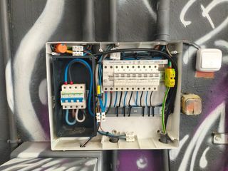 Electricidad · A/C · Muebles · Carpintería