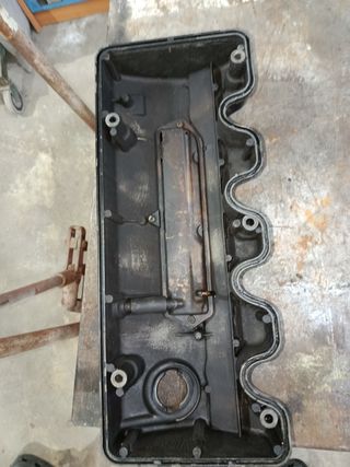 Tapa de motor Mercedes Benz om102
