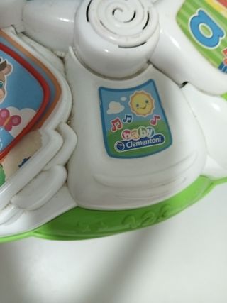 Mesa actividades bebé