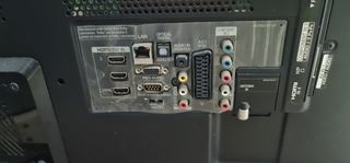 TV LG 42" negra
