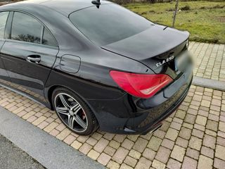 Mercedes-Benz Clase CLA 2015