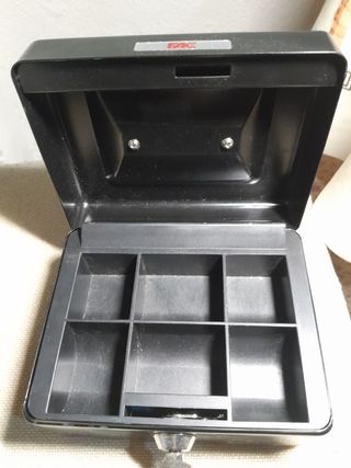 Caja fuerte FAC negra pequeña