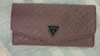 Monedero Guess Morado