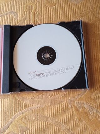 CD Ibiza Cheese-Free Mix - Layo & Bushwacka!
