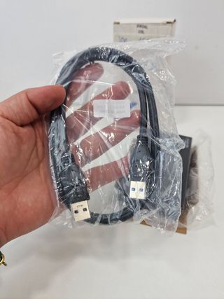KVM Switch - Conmutador KVM nuevo SKU:230814