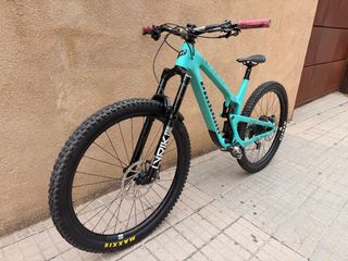Bicicleta Enduro Propain Tyee CF