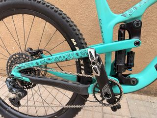 Bicicleta Enduro Propain Tyee CF