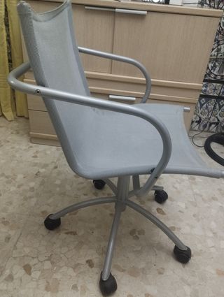 Silla escritorio u oficina giratoria 