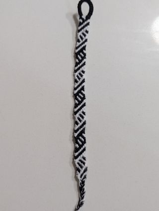 Pulsera hilo personalizada