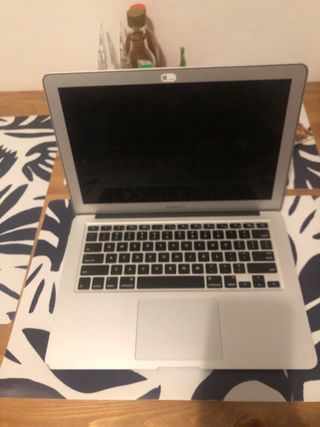 MacBook Air 13" 2017 Plata /aceptó ofertas 