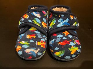 Zapatillas bebé invierno - avión