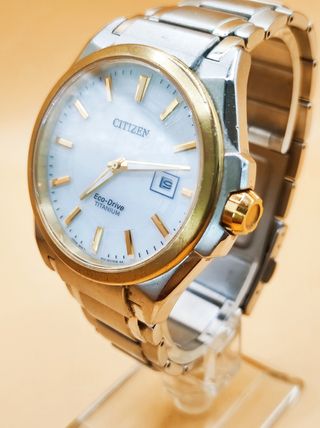 Reloj Citizen Eco-Drive Titanio