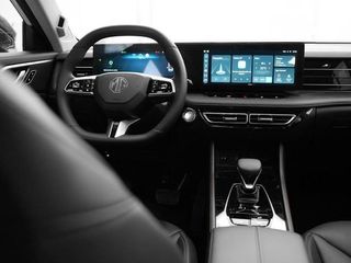 MG HS 1.5 170CV Luxury AT