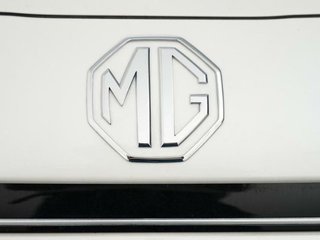 MG HS 1.5 170CV Luxury AT