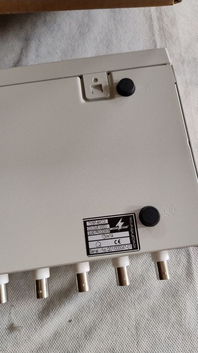 Processore Quad Video MONACOR TVSP-46COL