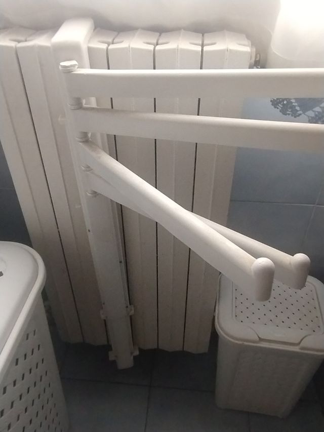 Stendino pieghevole termosifone