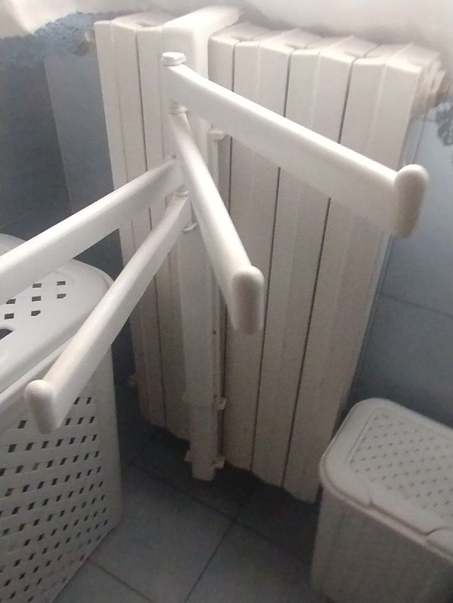 Stendino pieghevole termosifone