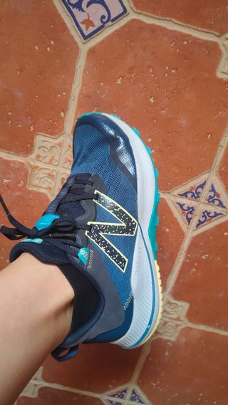 Zapatillas New Balance Trail 41
