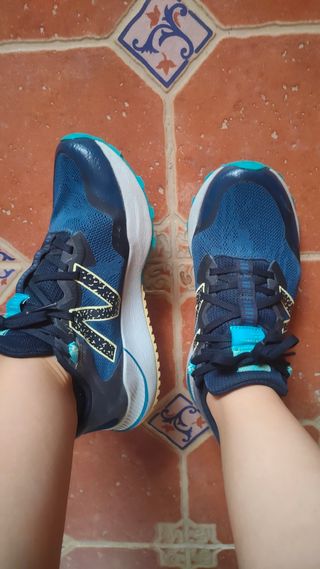Zapatillas New Balance Trail 41
