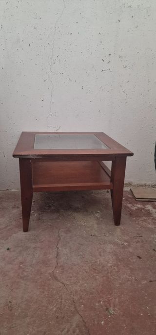  2 Mesas centro madera-vidrio,(precio de las 2)